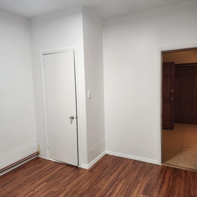 Foto del edificio - 280 Belmont Ave