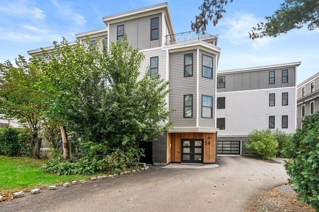 54 Revere St, Boston, MA 02114 Townhome Rentals in Boston MA