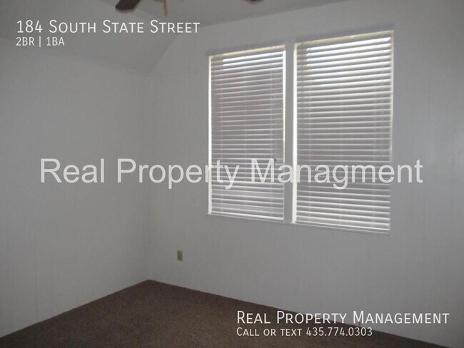 Building Photo - Pre Leasing for August move in! Adorable 2...