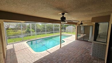 Building Photo - 9220 SW 56th St