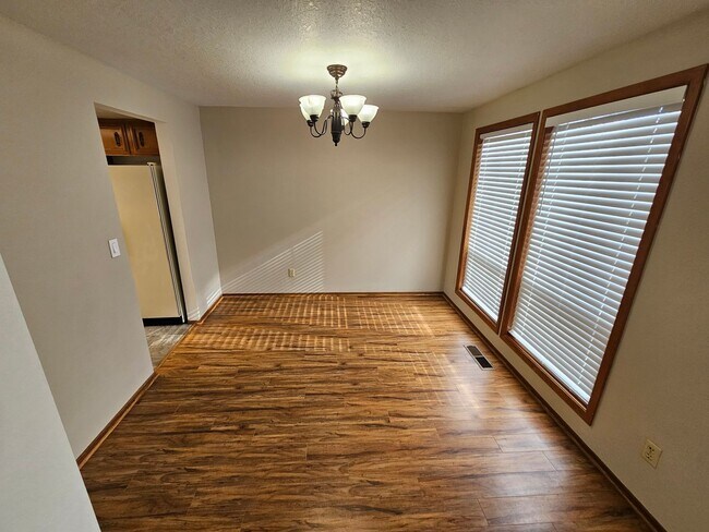 Foto del edificio - 855 Fran St SE