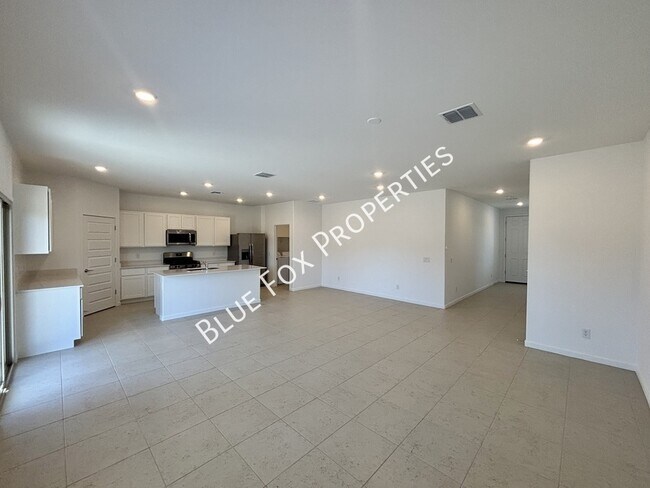 Foto del edificio - 10253 W Sumullen St