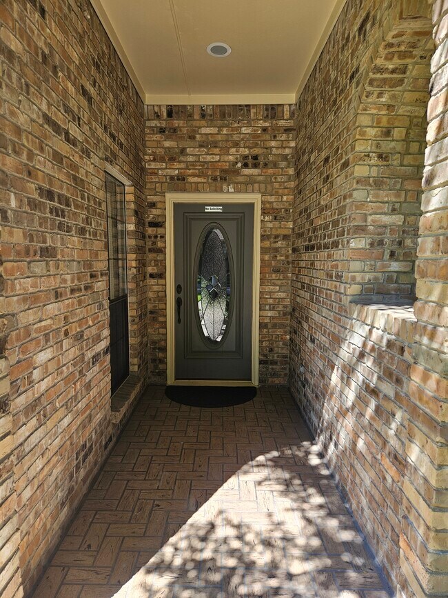 Foto del edificio - 3913 Davis Cir