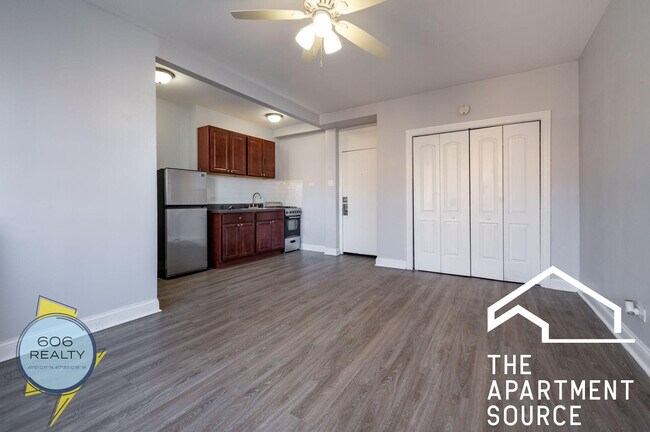 Foto del edificio - 6930 N Greenview Ave