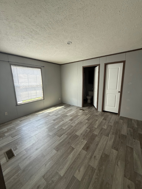 Building Photo - 288 Ironridge