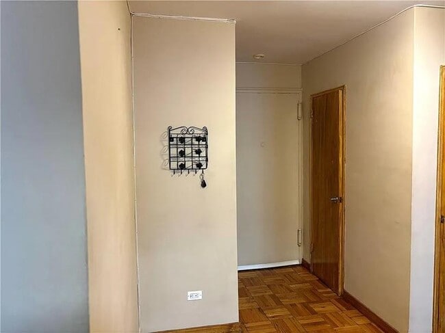 Building Photo - 2299 E 13th St