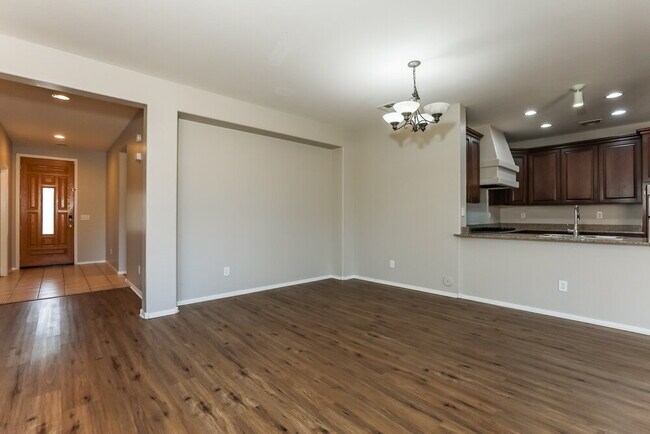 Foto del edificio - 3258 E Ivanhoe St