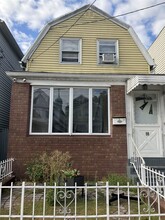 Building Photo - 98 W 27th St