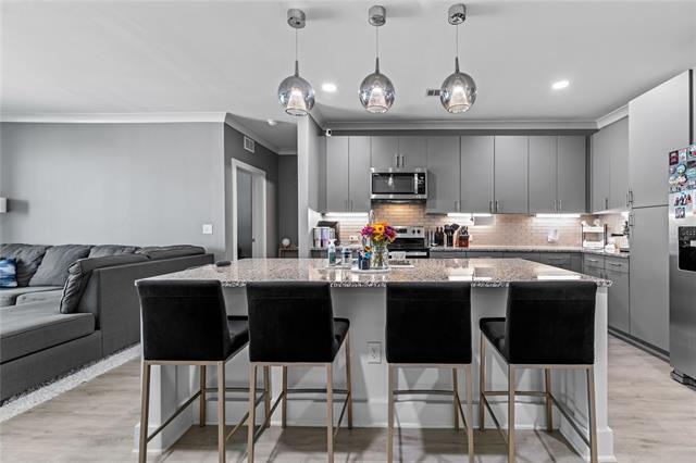 Building Photo - 3517 Windhaven Pkwy