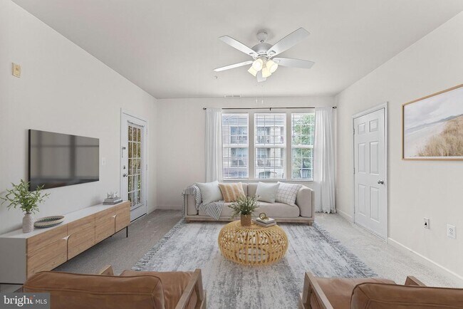 Foto del edificio - 42470 Pennyroyal Sq