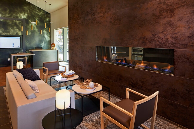 Building Photo - Ambrose