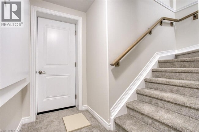 Building Photo - 20 Elvira Wy