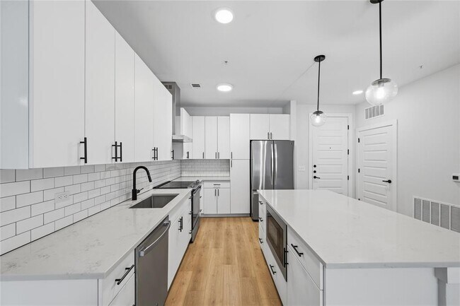 Foto del edificio - 3101 Govalle Ave