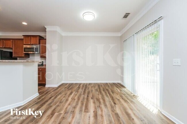 Building Photo - 969 Treymont Way SW