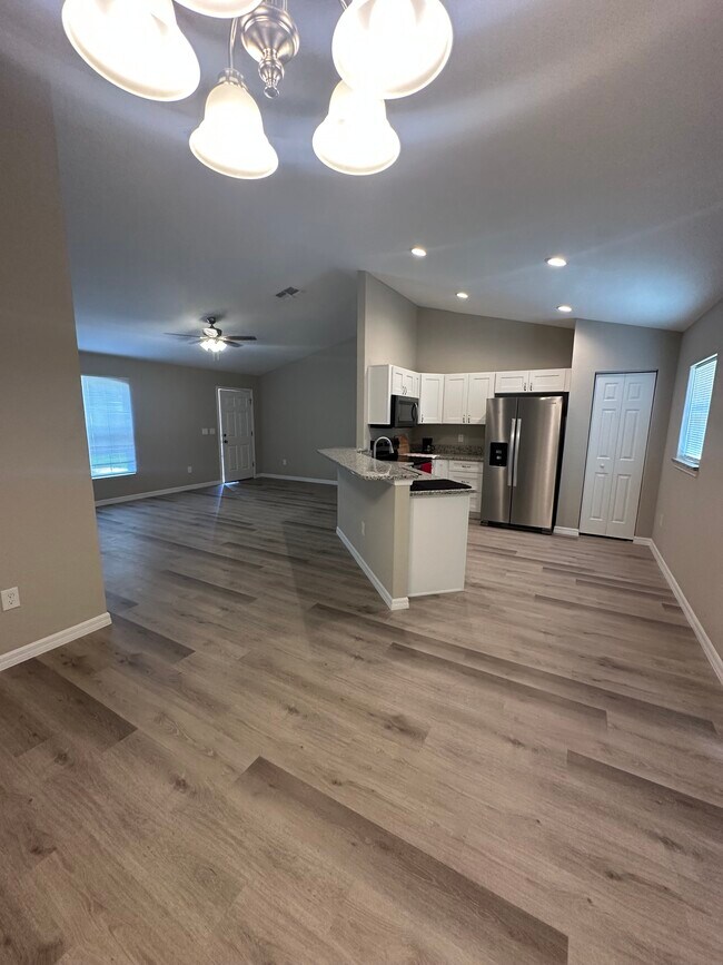 Foto del edificio - 4 Dogwood Drive Run