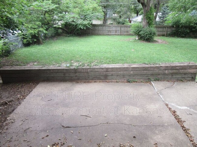 Foto del edificio - 5612 W 79th St