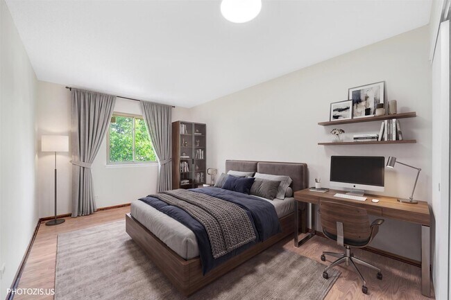 Foto del edificio - 1405 Merrimac Ln N