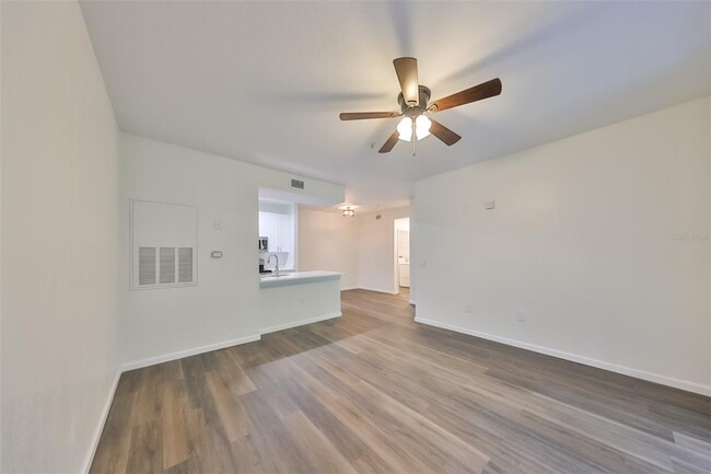 Building Photo - 17106 Carrington Park Dr