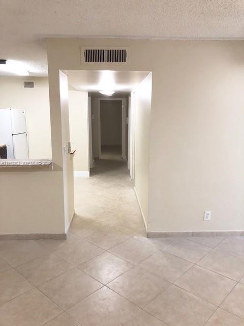 Foto del edificio - 10749 Cleary Blvd
