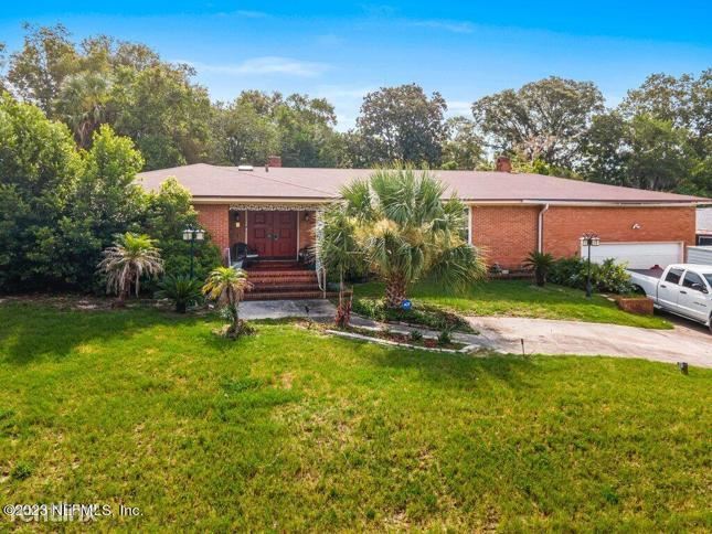Building Photo - 4 br, 3 bath House - 1911 Woodleigh Dr W