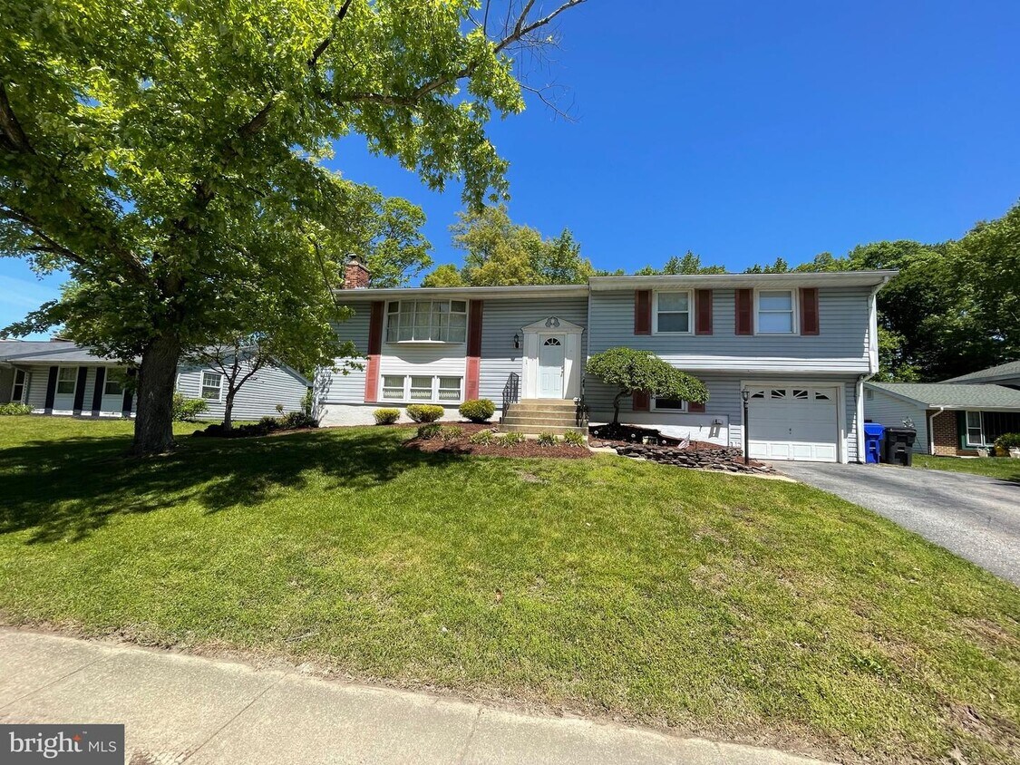 2735 Pinewood Dr, Waldorf, MD 20601 House Rental in Waldorf, MD