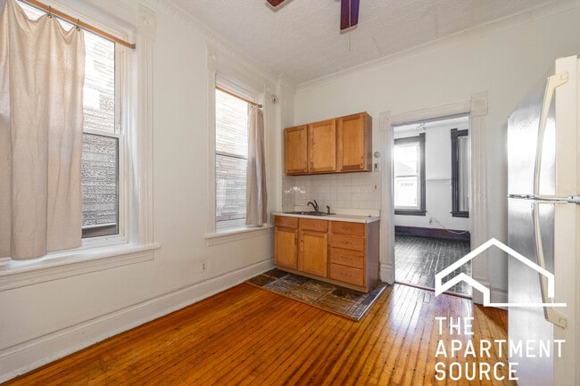 Building Photo - 1820 S Allport St