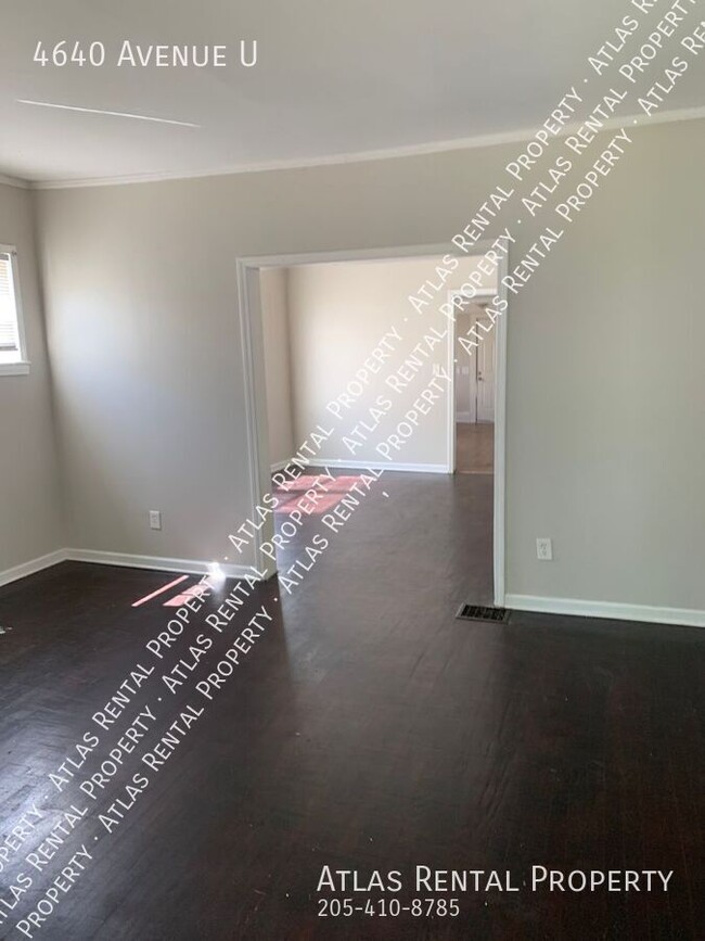 Building Photo - 4640 Ave U