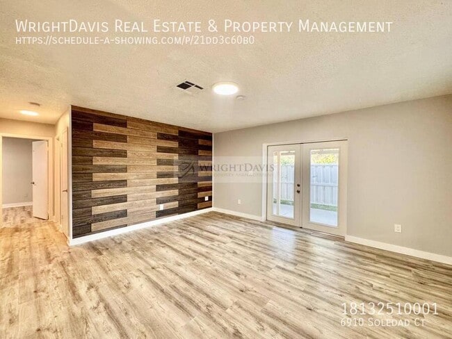 Foto del edificio - 6910 Soledad Ct