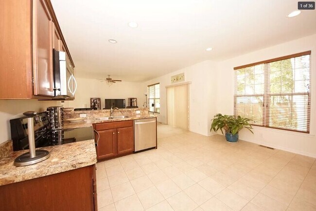 Foto del edificio - 2128 Turner Mountain Pl
