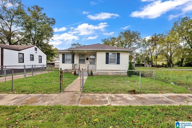 Building Photo - 972 53rd St N