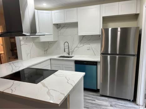 Foto principal - 353 SE 12th Ave