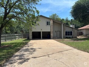 Building Photo - 6605 Danwood Dr