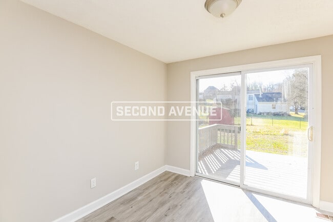 Building Photo - 402 Lehigh Dr