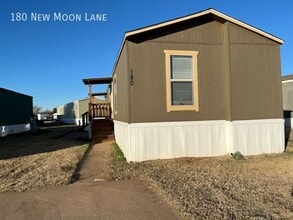 Building Photo - 180 New Moon Ln