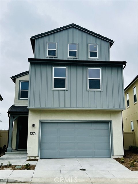 Building Photo - 1374 Blue Port Wy