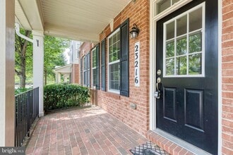 Building Photo - 23216 Observation Dr