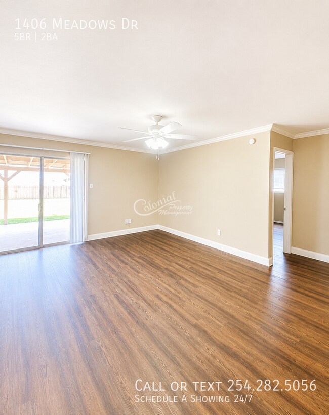 Foto del edificio - 1406 Meadows Dr