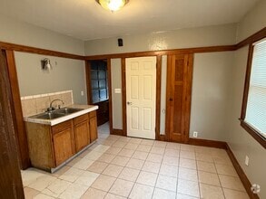 Building Photo - 2934 N 61st St