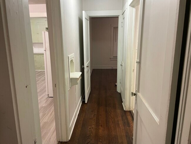 Foto del edificio - 820 N Chandler Dr