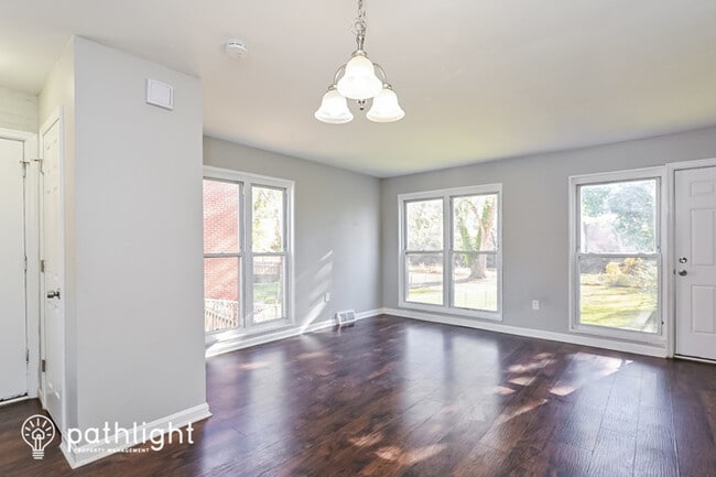Building Photo - 943 Owens Rd, Oxon Hill, MD, 20745