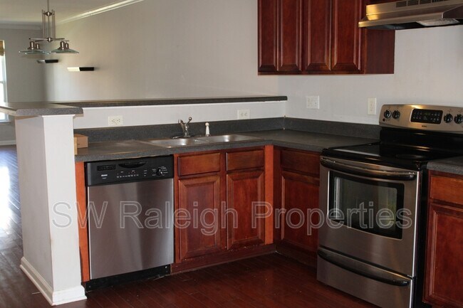 Foto del edificio - 9712 Jordy Dr
