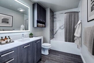 Building Photo - 929 109th Ave NE