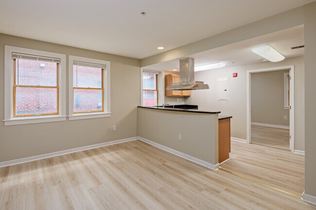 Foto del edificio - Astor Court Apartments