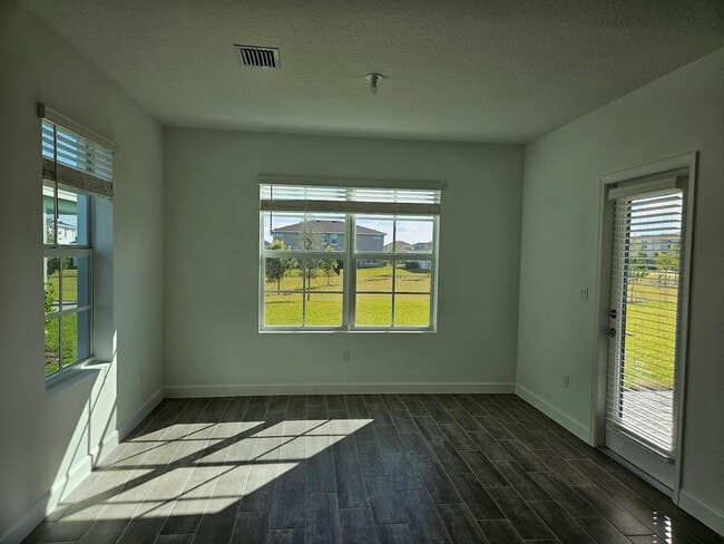 Building Photo - 19672 Whispering Crk Rd