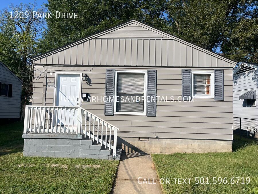 Foto principal - 1209 Park Dr