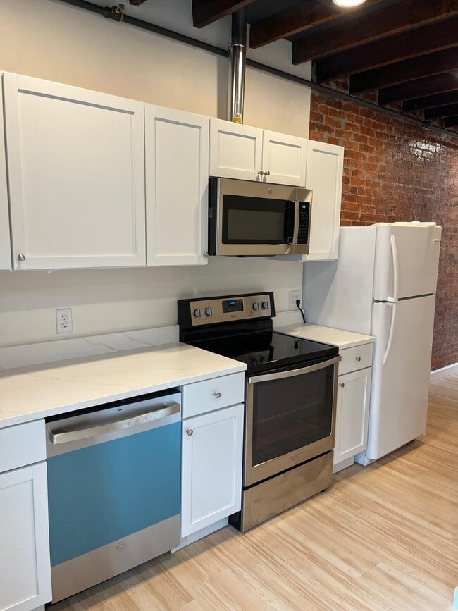 Photo - 1418 Maryland Ave NE Apartment