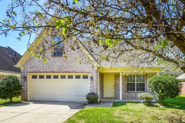 Building Photo - 7027 Maple Grove Rd