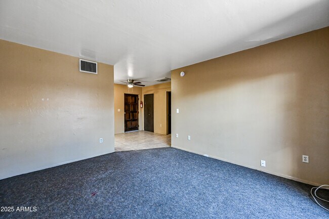 Foto del edificio - 721 E Fremont Rd