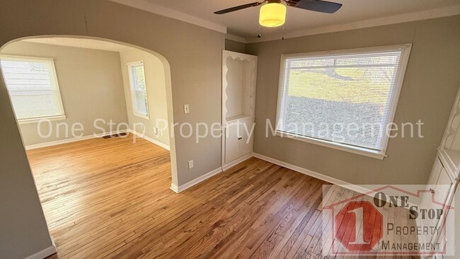 Foto del edificio - Beautiful 3 Bedroom 2 Bathroom in Kansas City