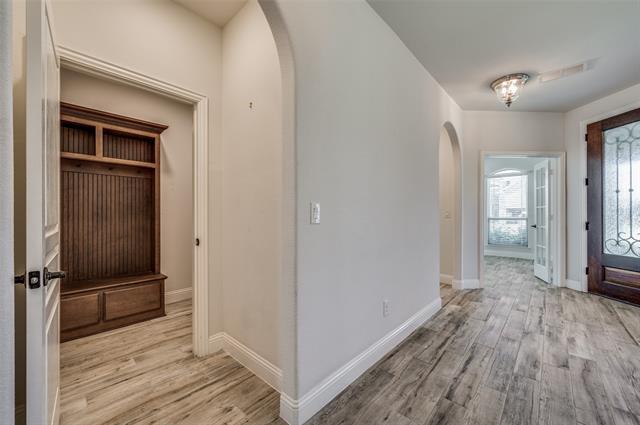 Building Photo - 3212 Timberline Dr